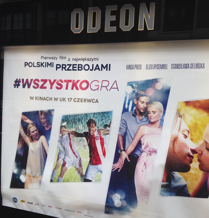 Plakat filmu #WszystkoGra w kinie Odeon w Londynie