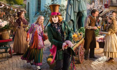 Zdjęcie okładkowe wpisu: Alicja po drugiej stronie lustra – recenzja filmu