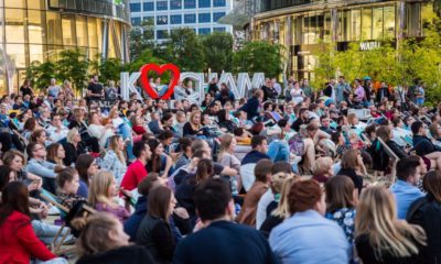 Zdjęcie okładkowe wpisu: Kinowe emocje na placu Europejskim – sierpniowy program Kina Letniego