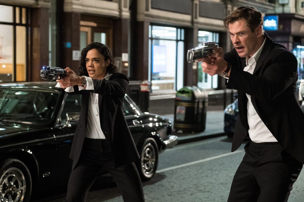 Zdjęcie okładkowe wpisu: Men in Black International – główni bohaterowie na nowym fotosie z filmu!