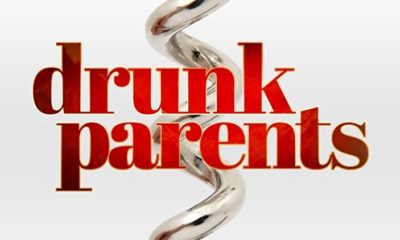 Zdjęcie okładkowe wpisu: Drunk Parents – Baldwin i Hayek jako pijani rodzice w nowym zwiastunie filmu!