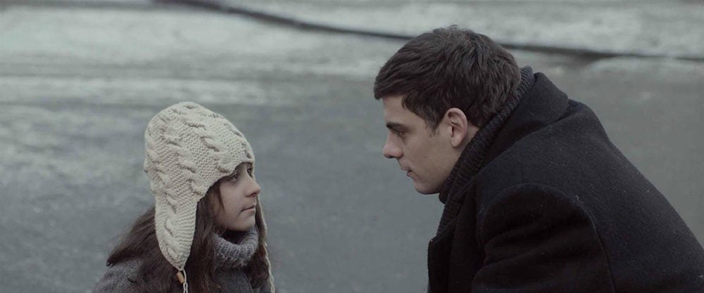 Zdjęcie okładkowe wpisu: Dowłatow – recenzja filmu o zapomnianym rosyjskim pisarzu