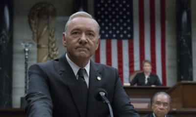 Zdjęcie okładkowe wpisu: Kevin Spacey ponownie Underwoodem z House of Cards! Osobliwe świąteczne wideo