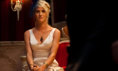 Zdjęcie okładkowe wpisu: Irresistible – Mackenzie Davis w obsadzie nowego filmu Jona Stewarta!