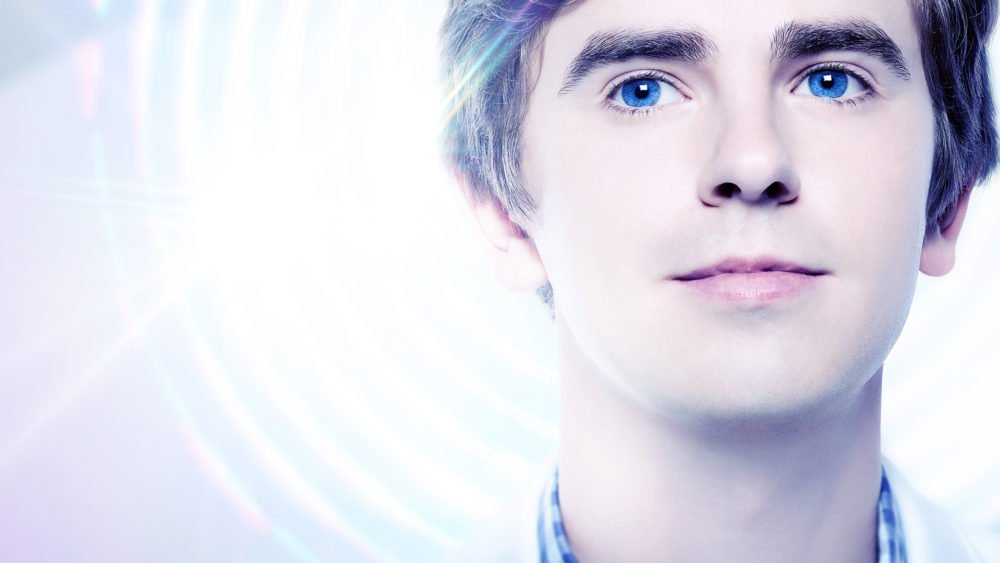 Zdjęcie okładkowe wpisu: Wywiad z Freddiem Highmore’em – gwiazdą Bates Motel i Good Doctor