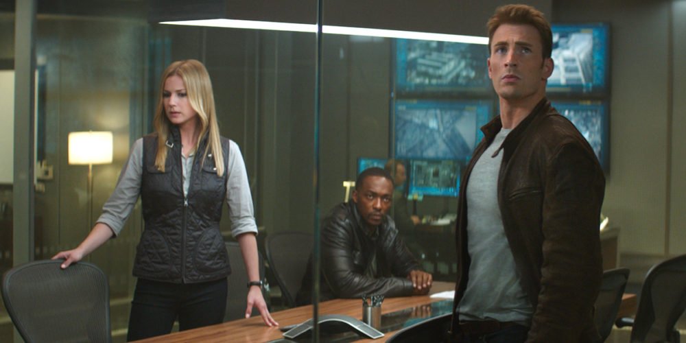 Zdjęcie okładkowe wpisu: W Avengers: Wojna bez granic Steve Rogers miał być z Sharon Carter
