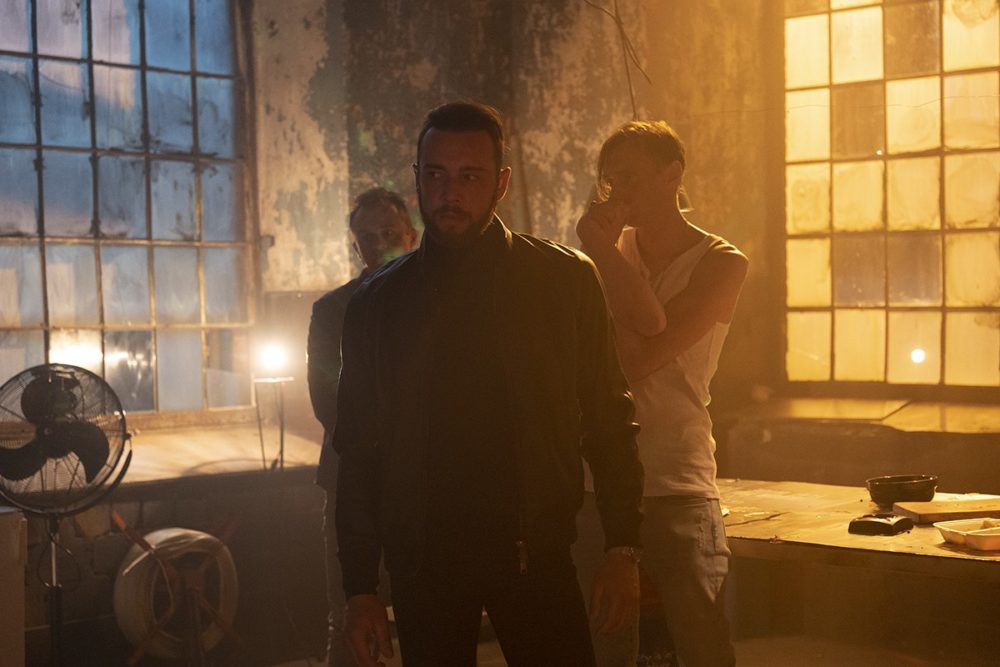 Zdjęcie okładkowe wpisu: Jak zostałem gangsterem. Historia prawdziwa – oto specjalne making of filmu!