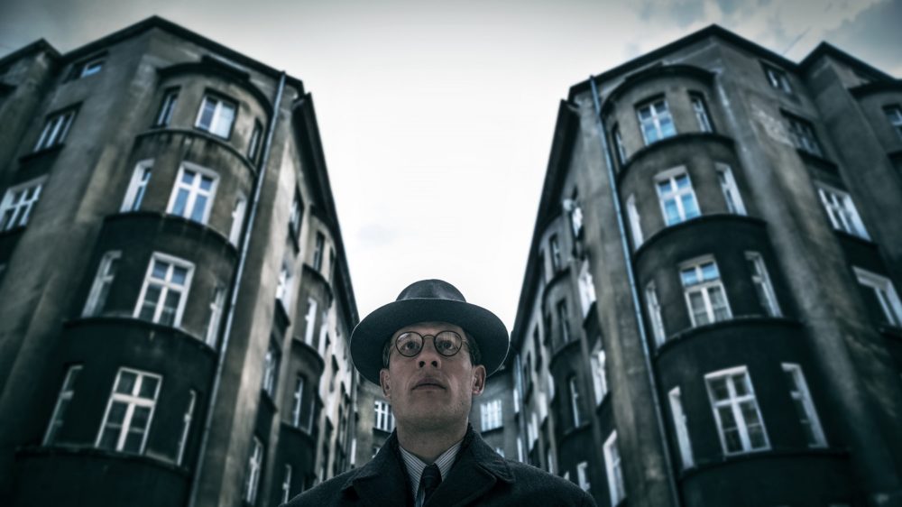 Zdjęcie okładkowe wpisu: Obywatel Jones – recenzja filmu Agnieszki Holland, który zdobył Złote Lwy (44. FPFF)