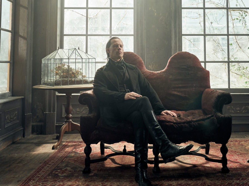 Zdjęcie okładkowe wpisu: Opowieść wigilijna – serial od twórcy Peaky Blinders na pierwszych zdjęciach!