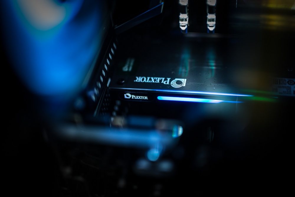 Zdjęcie okładkowe wpisu: Coraz szybciej i coraz taniej. 4 trendy na rynku dysków SSD w 2019 roku