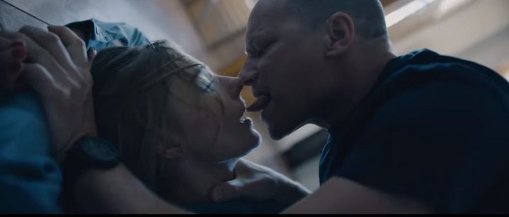 Zdjęcie okładkowe wpisu: Bad Boy – Patryk Vega prezentuje swój „walentynkowy” fragment filmu