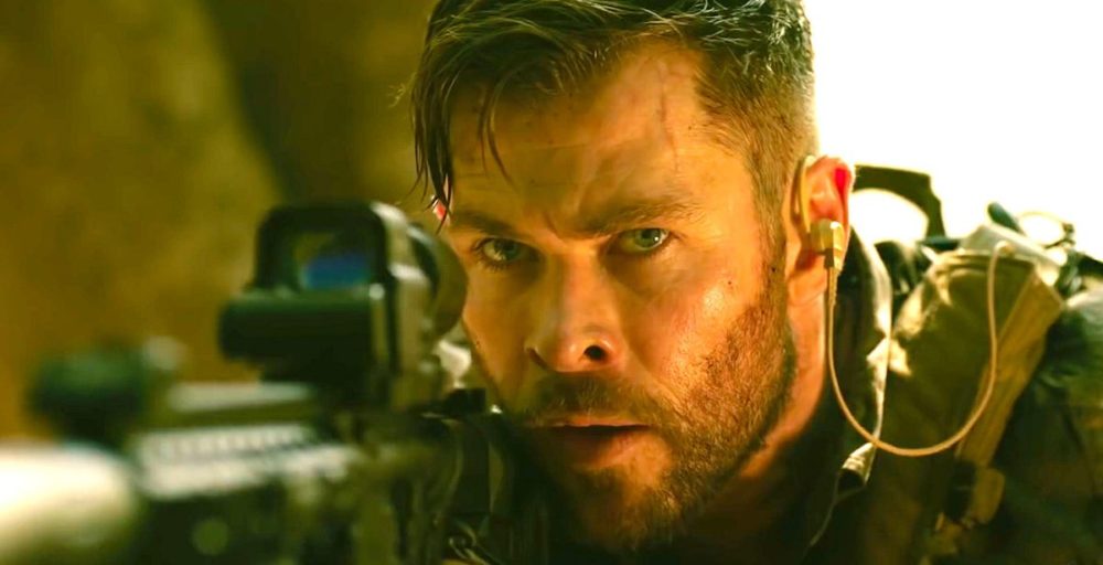 Zdjęcie okładkowe wpisu: TOP 10 filmów i seriali na Netflix 27 kwietnia! Tyler Rake po raz trzeci z rzędu liderem!