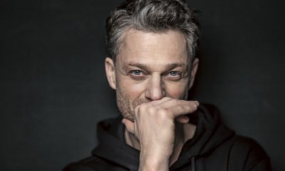 Zdjęcie okładkowe wpisu: Zawsze pracuję pod presją. Jestem wobec siebie niestety bardzo surowy. To jest męczące – wywiad z Grzegorzem Damięckim