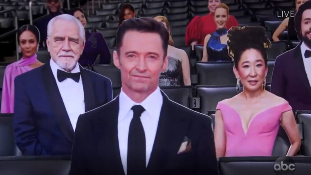 Zdjęcie okładkowe wpisu: Emmy 2020 – Publiczność z kartonu i triumf seriali HBO! Telewizyjne Oscary rozdane!