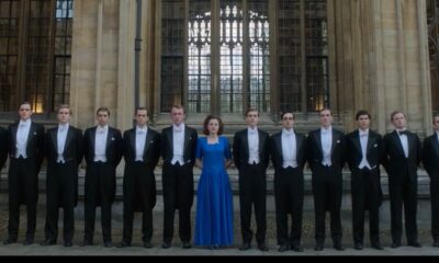 Zdjęcie okładkowe wpisu: The Crown – nowy materiał o kostiumach w 4. sezonie