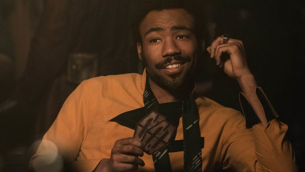 Zdjęcie okładkowe wpisu: Lando z Davidem Gloverem nadal powstaje? Kathleen Kennedy odpowiada