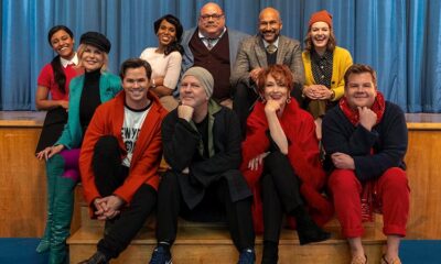 Zdjęcie okładkowe wpisu: Bal – witaj w kolorowym świecie. Recenzja musicalu Netflixa