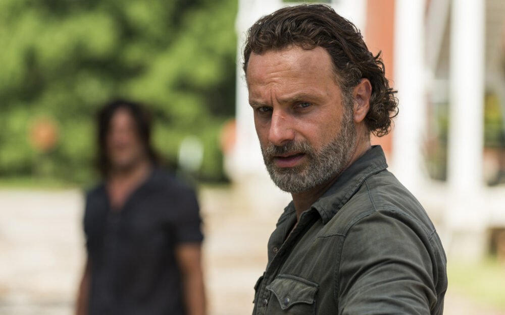 Zdjęcie okładkowe wpisu: The Walking Dead – twórca serii zapewnia, że warto będzie czekać na powrót Ricka Grimesa