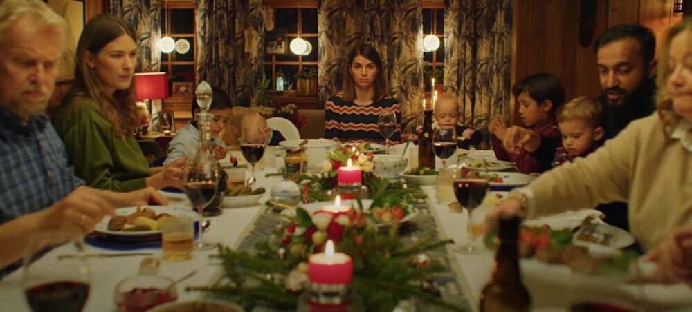 Zdjęcie okładkowe wpisu: TOP 10 – Co dziś obejrzeć na Netflix? Facet na święta wskakuje tuż za podium