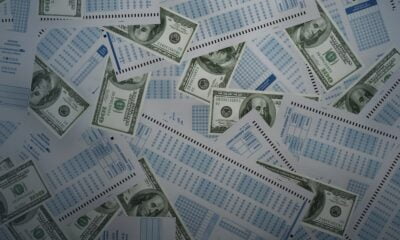 Zdjęcie okładkowe wpisu: Operacja Varsity Blues: Rekrutacyjny Skandal – recenzja dokumentu Netflixa!