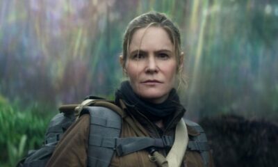 Zdjęcie okładkowe wpisu: Hunters – Jennifer Jason Leigh zagra w 2. sezonie serialu!