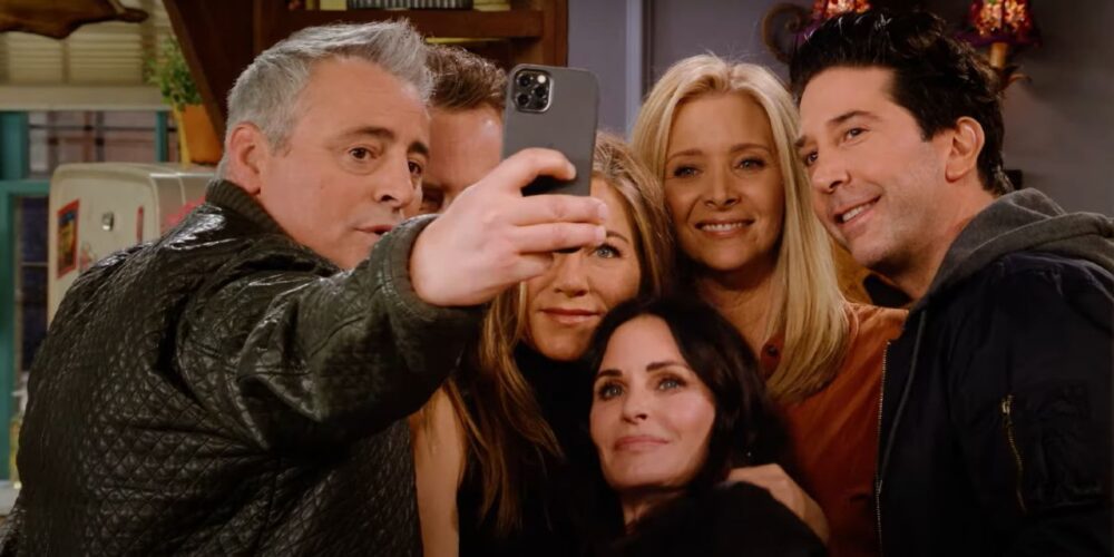 Zdjęcie okładkowe wpisu: Friends: The Reunion – recenzja wyjątkowego spotkania po latach