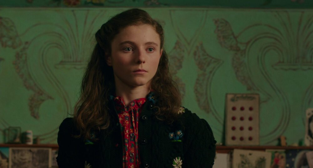 Zdjęcie okładkowe wpisu: Thomasin McKenzie zagra w filmie biograficznym Olivii Wilde