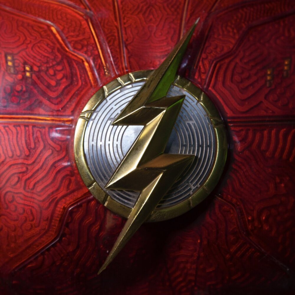 Zdjęcie okładkowe wpisu: The Flash zostanie ocalony? Ezra Miller spotkał się z włodarzami Warner Bros.