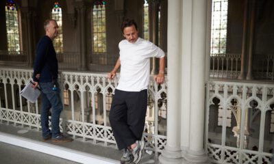 Zdjęcie okładkowe wpisu: Powrót – trwają zdjęcia do czarnej komedii produkcji CANAL+ Polska z Bartłomiejem Topą w roli głównej