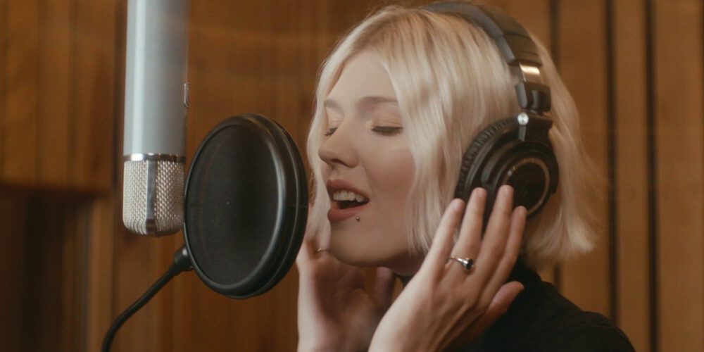 Zdjęcie okładkowe wpisu: Premiera teledysku do singla Darii Zawiałow promującego nowy serial Pajęczyna!