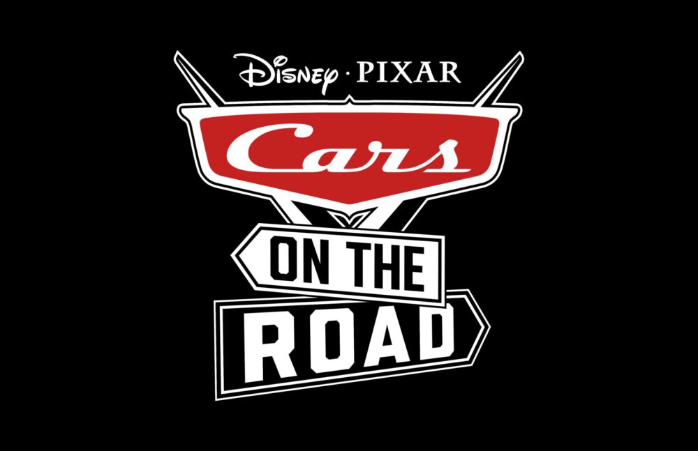 Zdjęcie okładkowe wpisu: Cars on the Road – Zygzak McQueen i Złomek powracają! | Disney+ Day