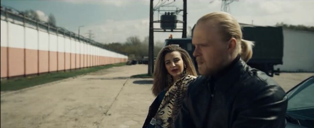 Zdjęcie okładkowe wpisu: Co obejrzeć na Netflix? TOP 10 nowości. Jak pokochałam gangstera nadal niepobite