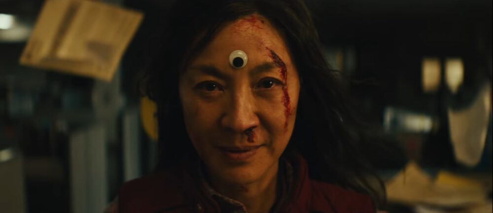 Zdjęcie okładkowe wpisu: Everything Everywhere All At Once – Michelle Yeoh w nieskończonym multiwersum! Nowy zwiastun filmu A24!