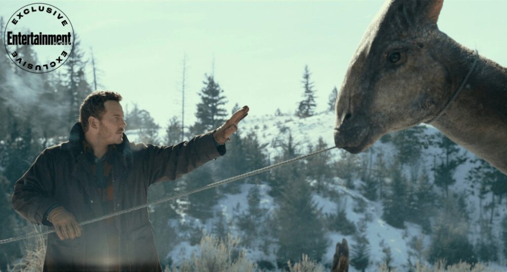 Zdjęcie okładkowe wpisu: Jurassic World: Dominion – drugie oficjalne zdjęcie z filmu! Chris Pratt jako Dino-Zaklinacz!