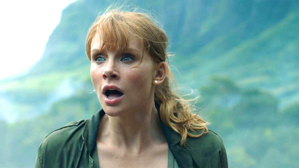 Zdjęcie okładkowe wpisu: Jurassic World: Dominion – pierwsze oficjalnie zdjęcie z filmu! Bryce Dallas Howard w roli głównej!