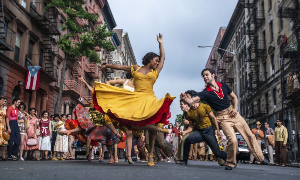 Zdjęcie okładkowe wpisu: West Side Story – recenzja filmu. I like to be in America!