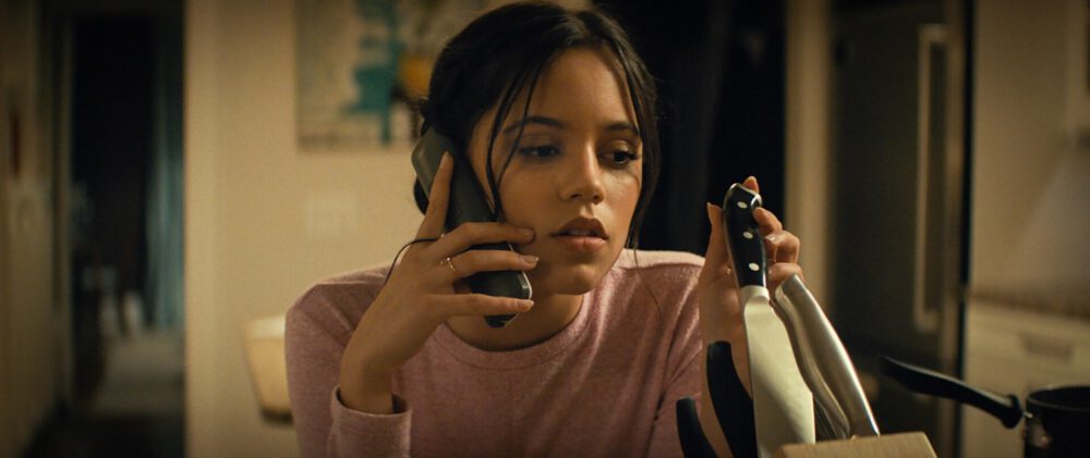 Zdjęcie okładkowe wpisu: Jenna Ortega i Martin Freeman jako uczennica i nauczyciel!