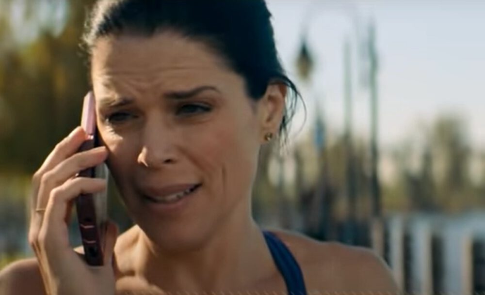 Zdjęcie okładkowe wpisu: Krzyk – Neve Campbell i David Arquette ponownie na ekranie w nowym fragmencie filmu!
