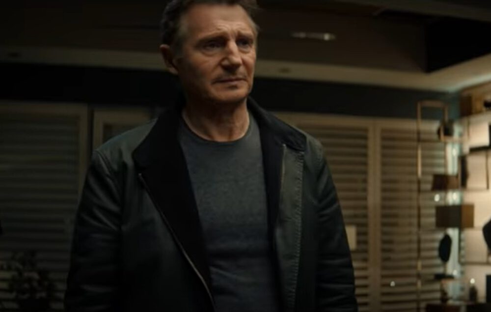 Zdjęcie okładkowe wpisu: Liam Neeson znowu ratuje swoją rodzinę jako jednoosobowa armia w Blacklight!