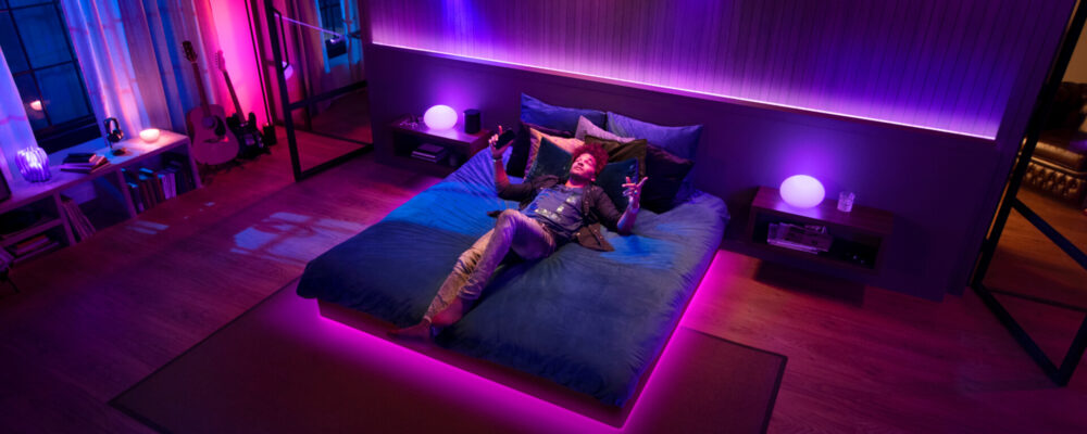 Zdjęcie okładkowe wpisu: Inteligentne oświetlenie podczas grania i słuchania muzyki! Philips Hue zapewnia nowy wymiar roz(g)rywki.