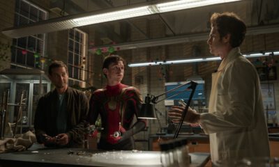 Zdjęcie okładkowe wpisu: Spider-Man: Bez drogi do domu – Peter 1, Peter 2 i Peter 3 jako naukowcy! Kolejna porcja zdjęć z filmu.