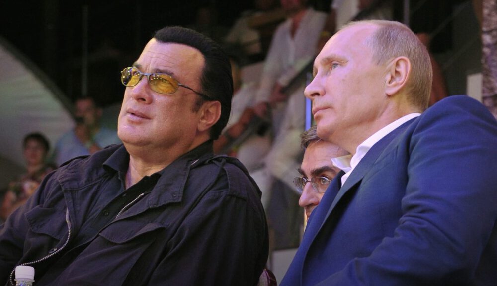 Zdjęcie okładkowe wpisu: Steven Seagal dalej lojalny Putinowi. Kuriozalna wypowiedź o inwazji Rosji na Ukrainę