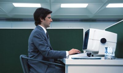 Zdjęcie okładkowe wpisu: Rozdzielenie – recenzja 1. sezonu serialu. Cóż za perełka od Apple TV+