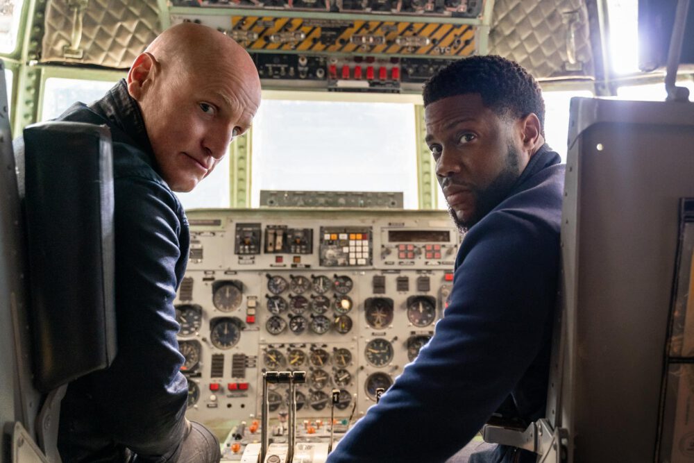Zdjęcie okładkowe wpisu: Zobaczcie zwiastun filmu akcji Człowiek z Toronto! Netflix połączył Harta i Harrelsona w idealny duet