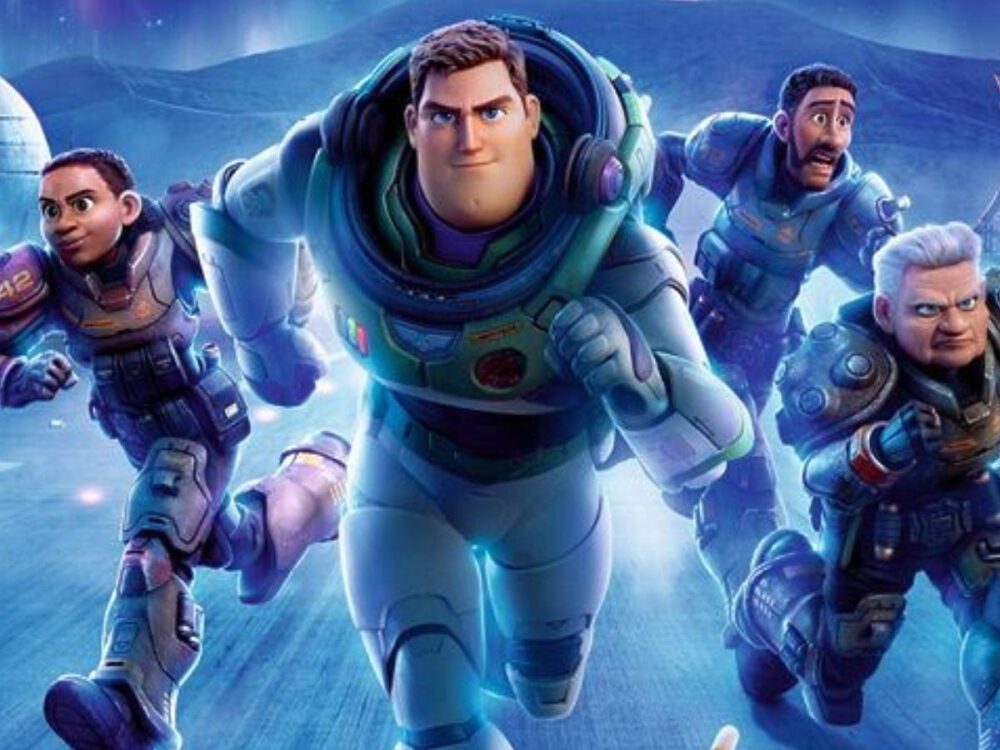 Zdjęcie okładkowe wpisu: Pixar zwalnia reżysera Buzza Astrala i innych pracowników! Jaki jest powód?