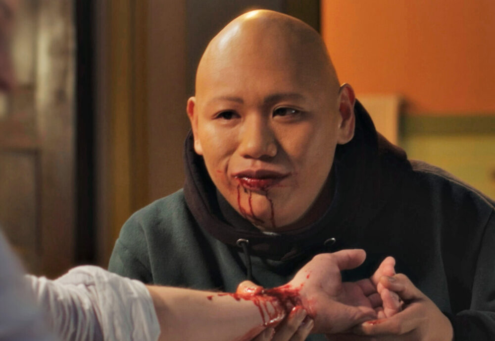 Zdjęcie okładkowe wpisu: Jacob Batalon jako wyrzutek-wampir na pierwszym zwiastunie Reginald the Vampire! | SDCC 2022