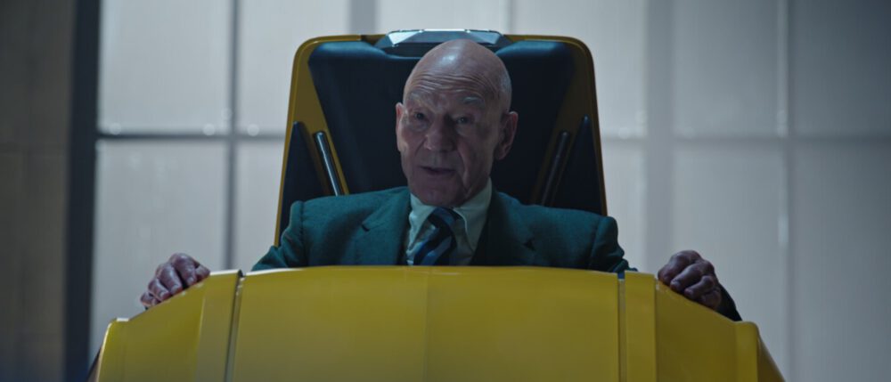 Zdjęcie okładkowe wpisu: Patrick Stewart jako Profesor X za kulisami Doktora Strange’a 2