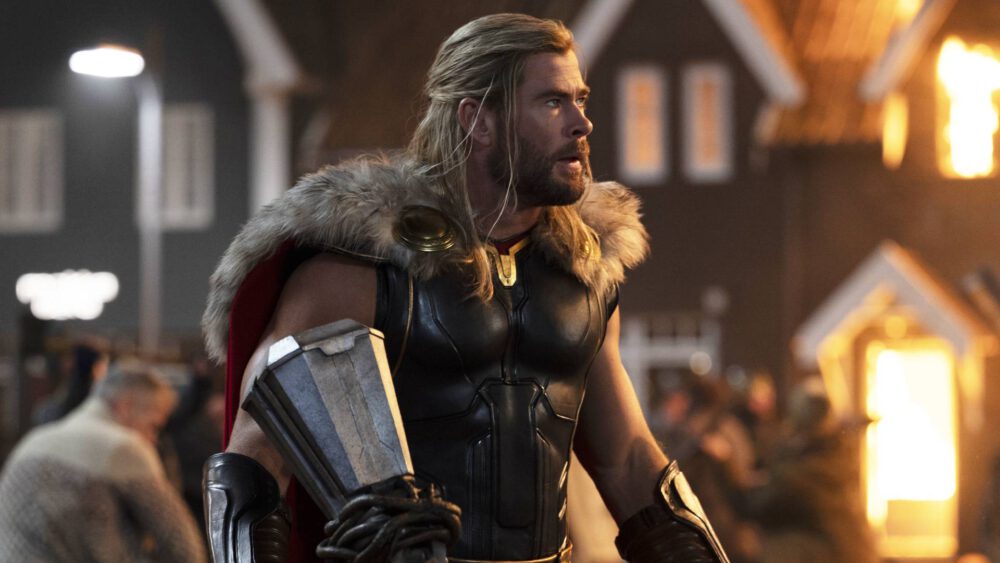 Zdjęcie okładkowe wpisu: Thor: Miłość i grom – całkowicie inny wygląd boga piorunów na oficjalnej grafice koncepcyjnej!