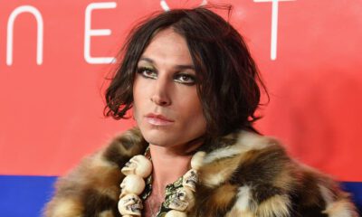 Zdjęcie okładkowe wpisu: Ezra Miller został oskarżony o włamanie z kradzieżą!