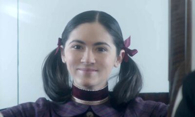 Zdjęcie okładkowe wpisu: Morderczyni o twarzy dziecka na teaserowym plakacie horroru Sierota. Narodziny zła